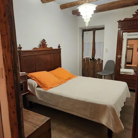 בית נופש A Casa Di Mina